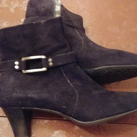 anne klein suede booties